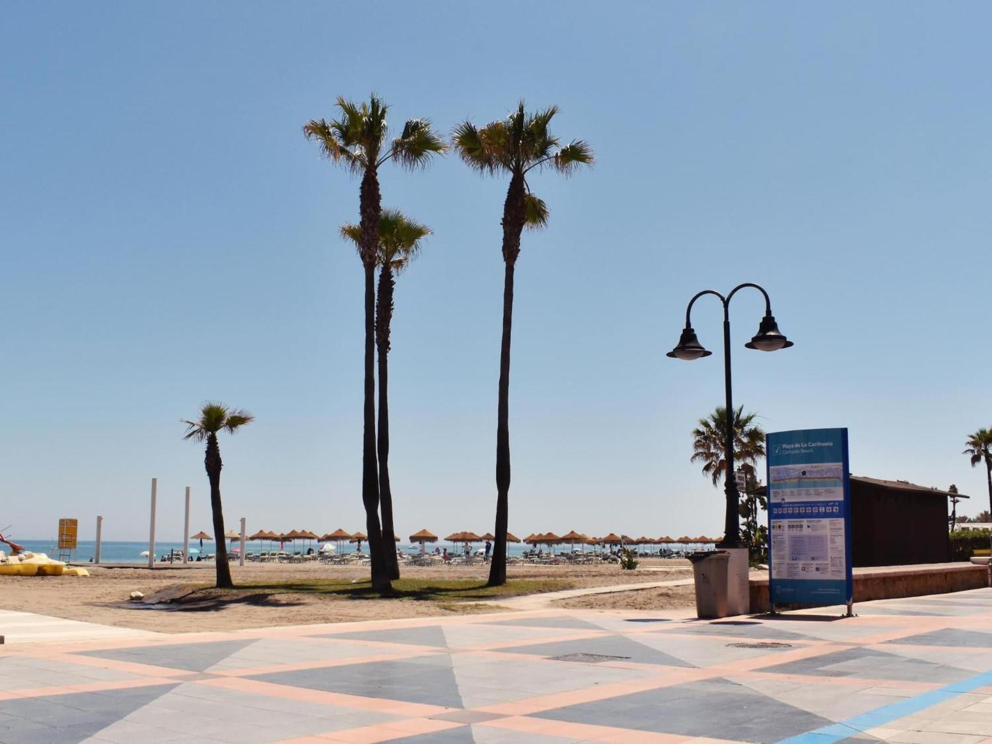 Luminoso Apartamento De 3 Dormitorios A Pie De Playa En Torremolinos Esterno foto
